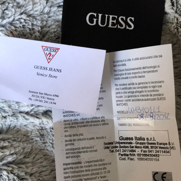 GUESS watch - Picture 4 of 4